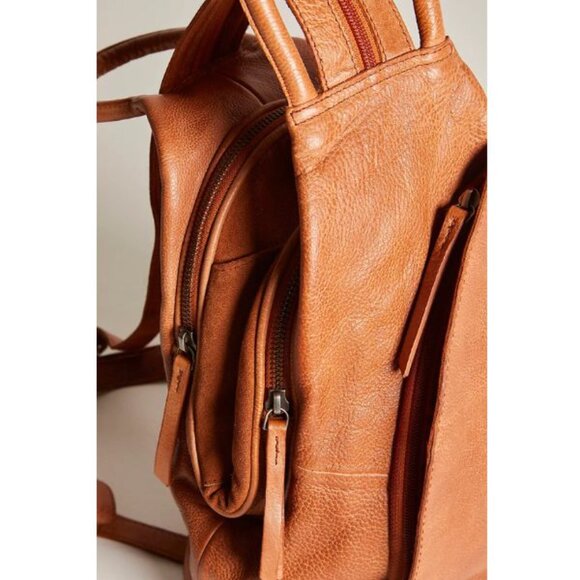 NWT We The Free Soho Convertible Sling Bag - Color: Distressed Brown - Picture 4 of 4